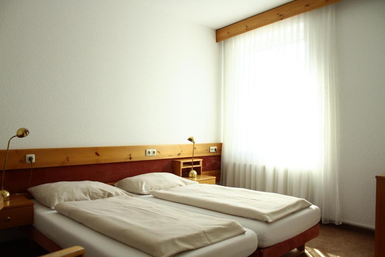 Pension Mueller Gartner Groß-Enzersdorf المظهر الخارجي الصورة