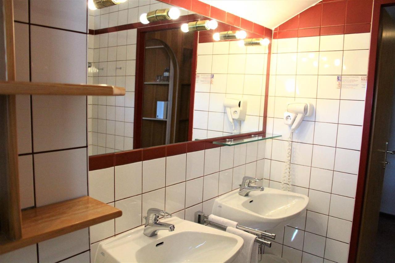 Pension Mueller Gartner Groß-Enzersdorf المظهر الخارجي الصورة