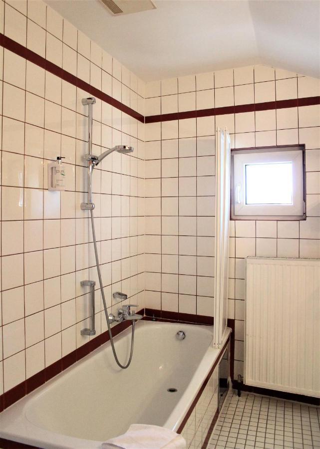 Pension Mueller Gartner Groß-Enzersdorf المظهر الخارجي الصورة